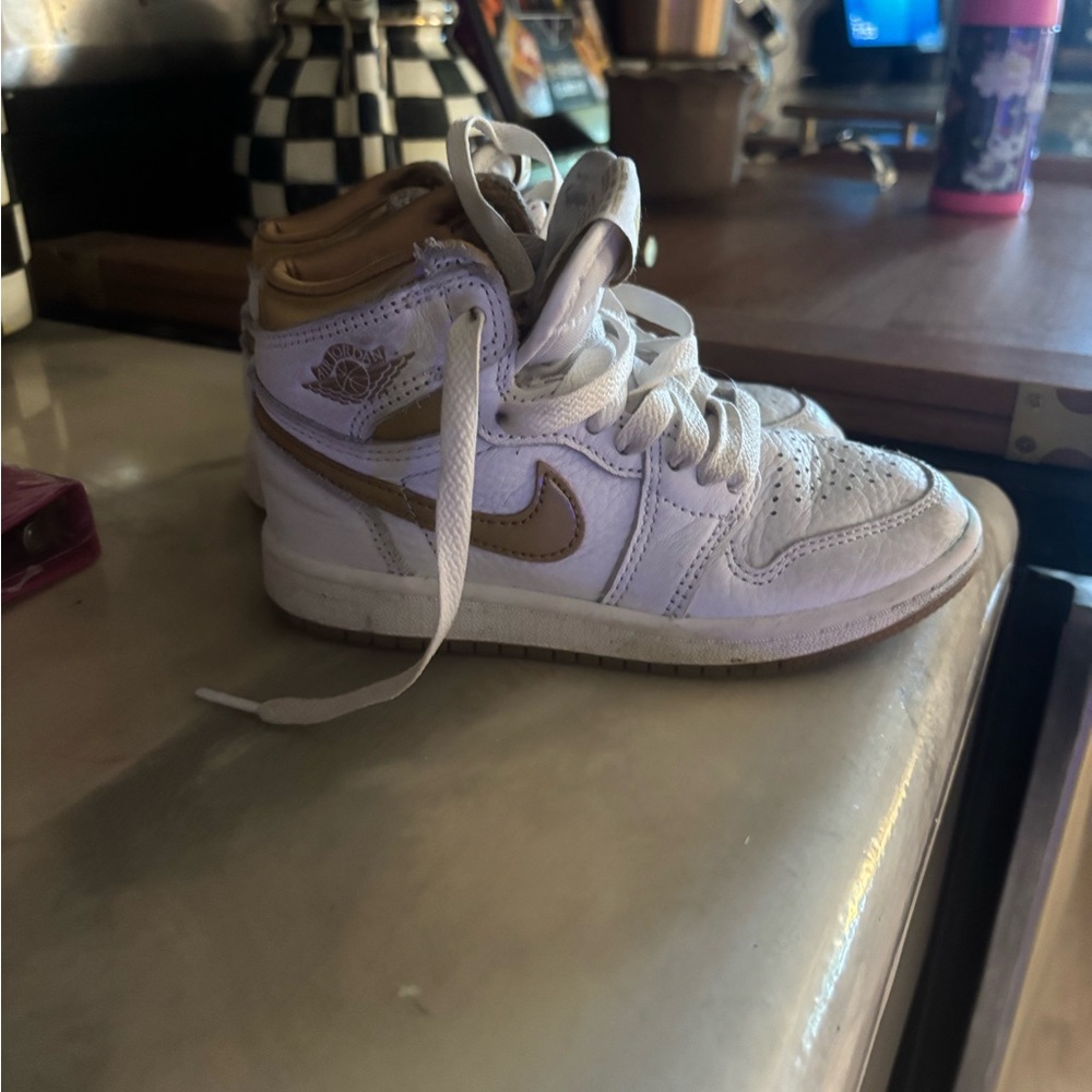 11c Nike